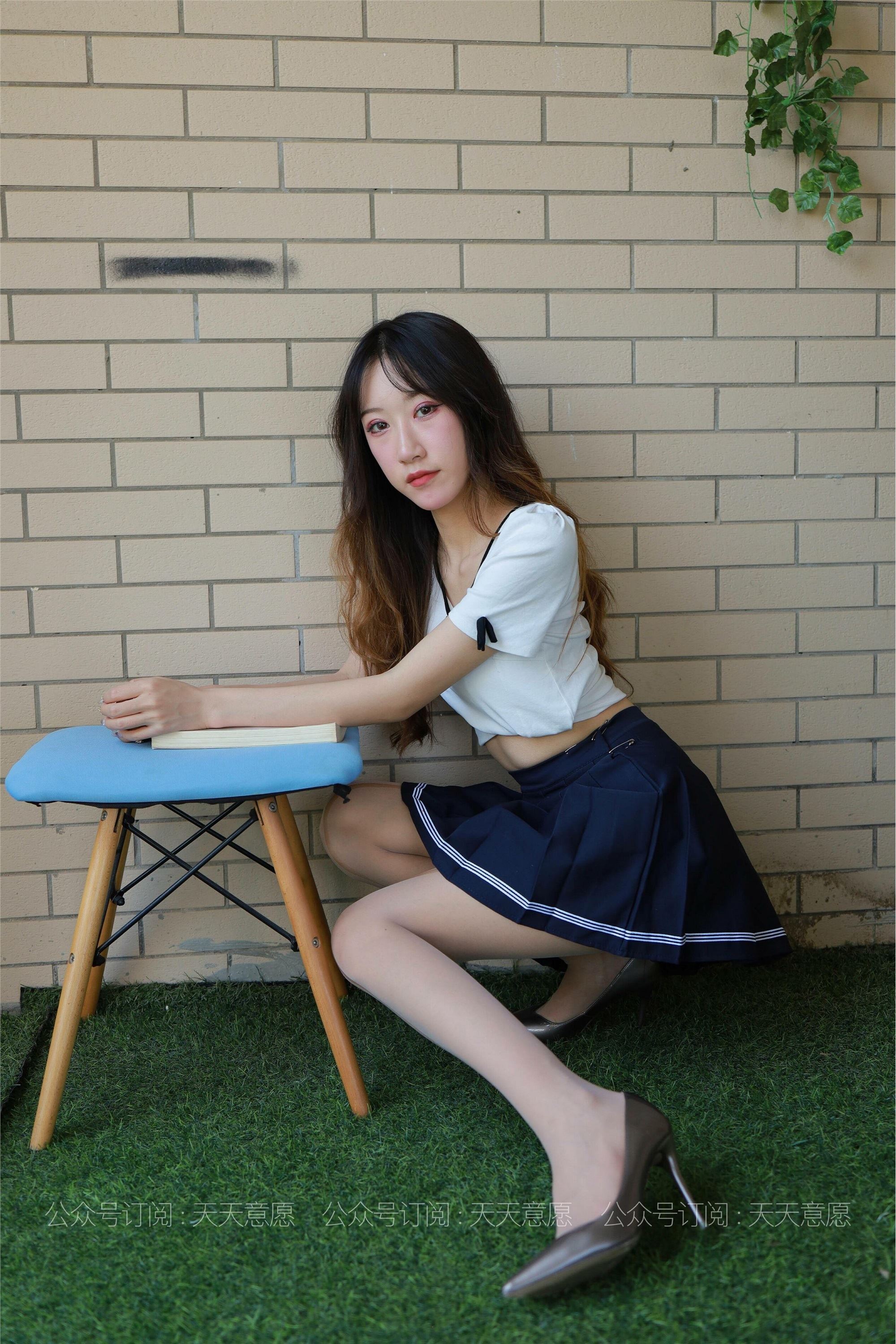 IESS异思趣向 - 模特：怡怡《长腿少女》